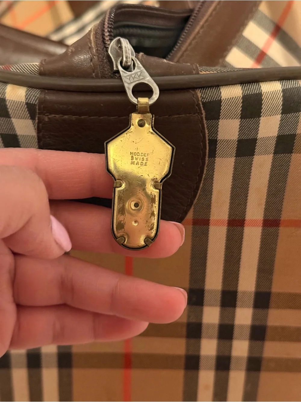 Burberry Boston Travel Bag With Removable Adjustable Strap And Lock And Key
